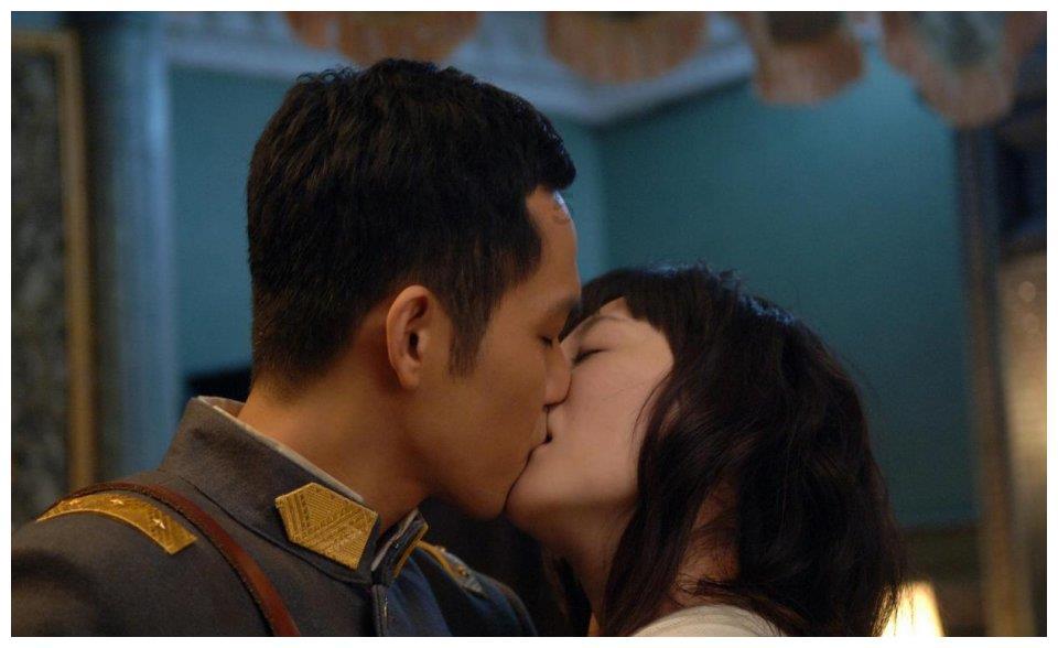 盘点5位水瓶座女明星的独到人生观：“别为了爱情而活！”
